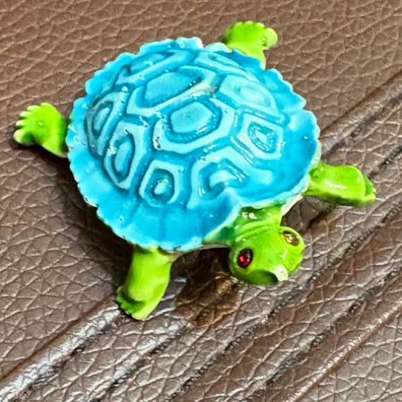 1  3/4” Turtle Tortoise Brooch Midcentury Modern Vintage - Picture 4 of 11